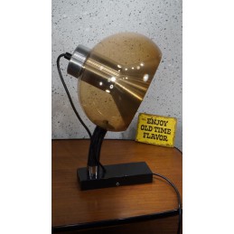 Mooie wandlamp met plexiglazen kap - Dijkstra