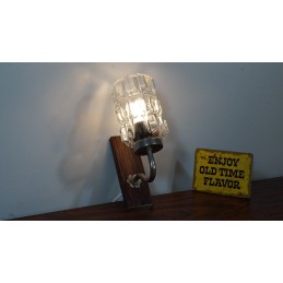 Leuk vintage wandlampje met glazen potje