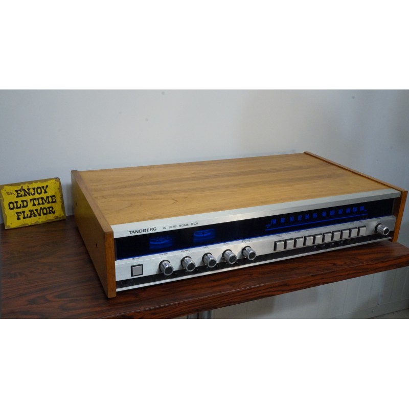 Hele mooie Tandberg TR 220 FM Stereo Receiver