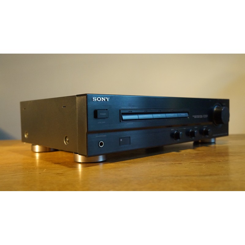 Sony Integrated Stereo Amplifier TA-F235R