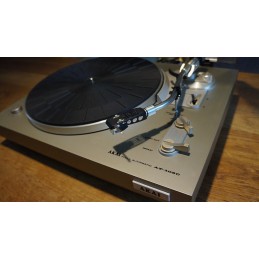 Nette AKAI AP-103c platenspeler