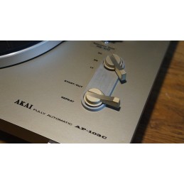 Nette AKAI AP-103c platenspeler